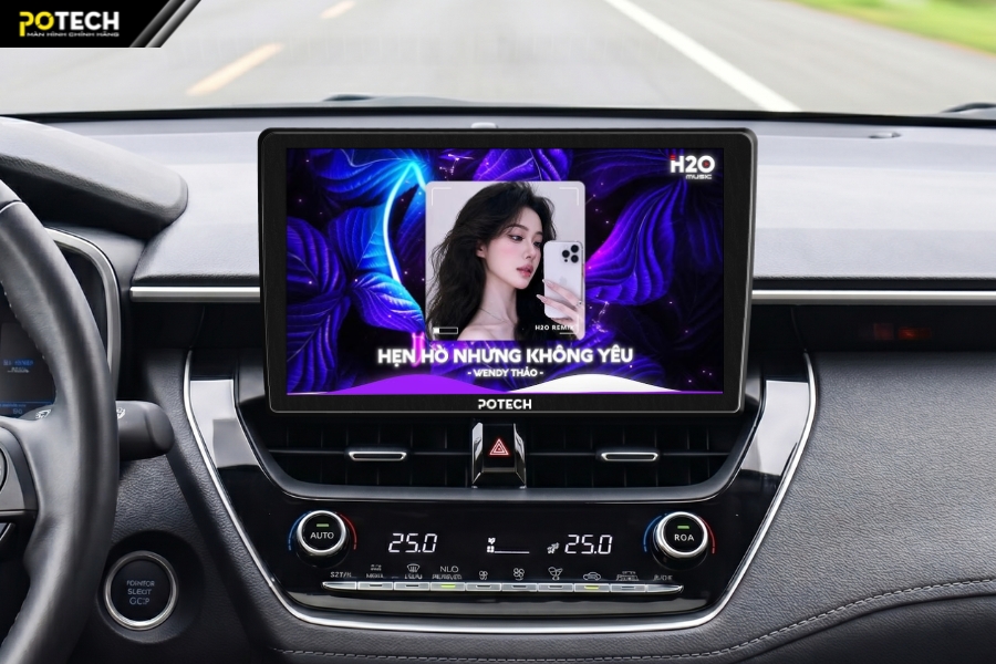 T&iacute;nh năng giải tr&iacute; ảnh hưởng đến gi&aacute; M&agrave;n h&igrave;nh Android &ocirc; t&ocirc;